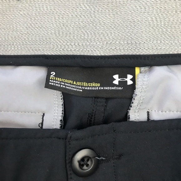 Black Under Armour Bermuda Shorts - Picture 3 of 3